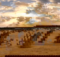 Pinnacle Desert Sunset and Night-time Stargazing Tour from Perth - Attractions Sydney