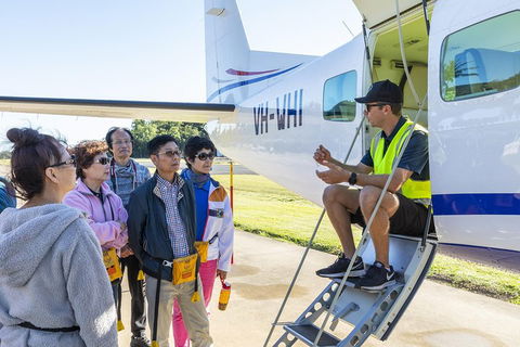 Scenic Flight - Great Barrier Reef, Heart Reef, Whitehaven Beach & Hill Inlet! - Attractions Sydney 1