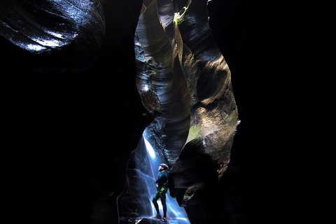 Full-Day Canyoning Experience At Stunning Empress Canyon - Attractions Sydney 3