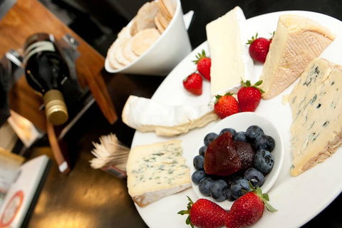 Chauffeur Driven Yarra Valley Group Wine Tour - Up To 7 - Attractions Sydney 1