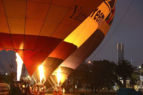 Melbourne Sunrise Balloon Flight & Champagne Breakfast - Attractions Sydney 2