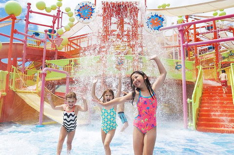 Theme Park Transfer From Brisbane - Attractions Sydney 3