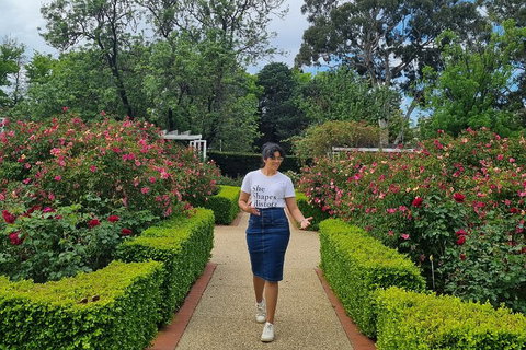 Women's History Walking Tour With Local Guide In Canberra - Attractions Sydney 1